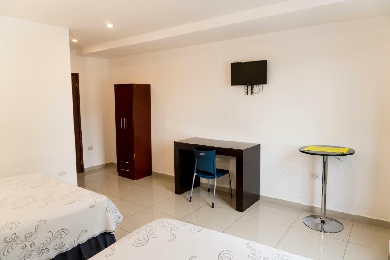 Micro Hotel Rio De Piedras San Pedro Sula Bagian luar foto
